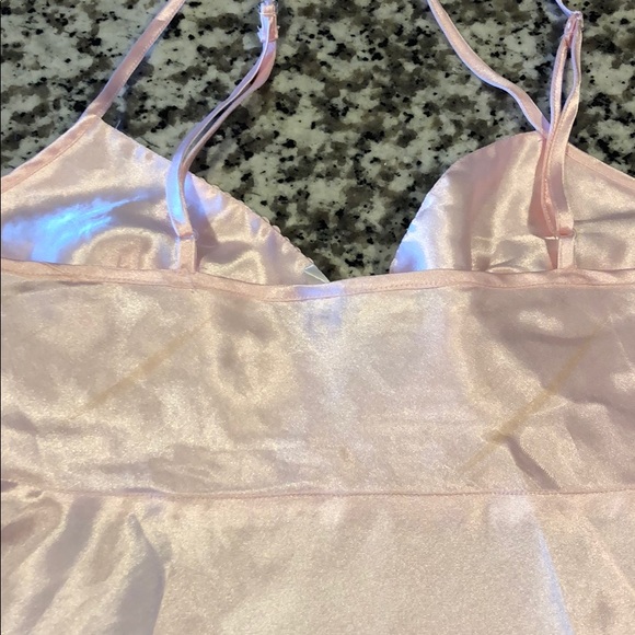 Victoria secret chemise - blush pink - Picture 4 of 6
